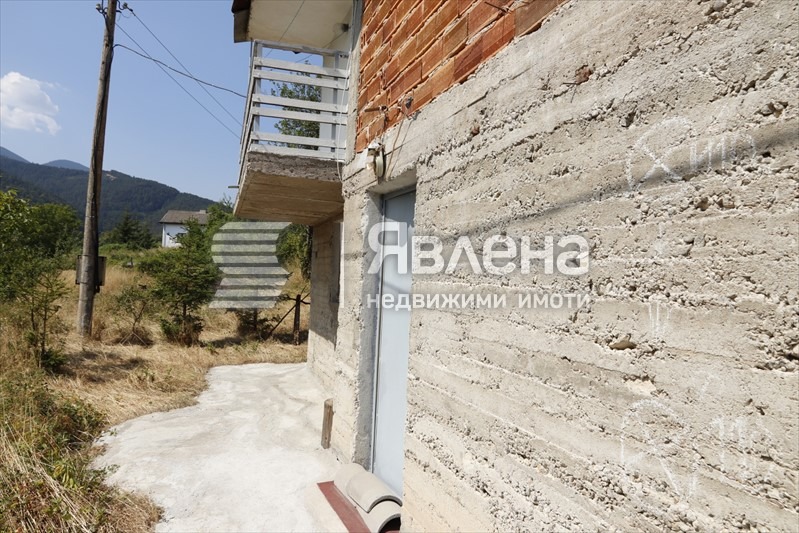 Продава КЪЩА, с. Орехово, област Смолян, снимка 2 - Къщи - 56135363