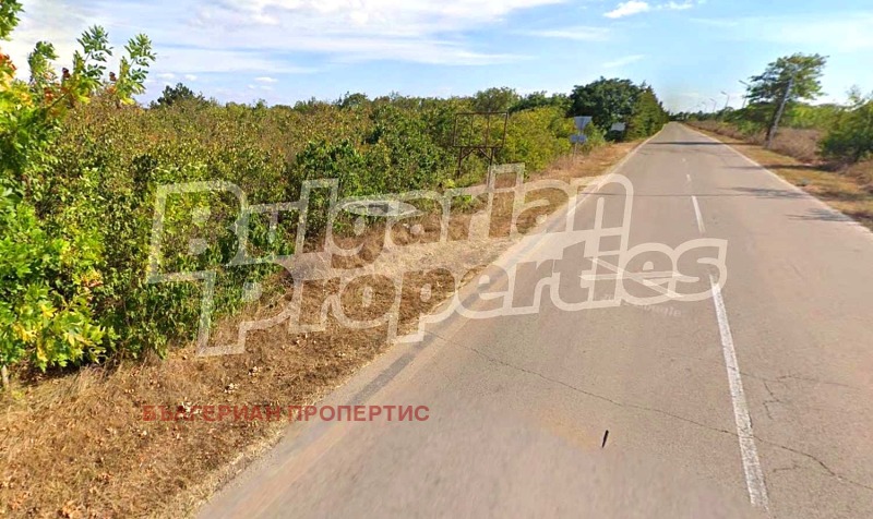Продава ПАРЦЕЛ в област Добрич, с. Топола - 23550 кв.м / 353 250 € » 690 896.95 лв., БЪЛГЕРИАН ПРОПЕРТИС