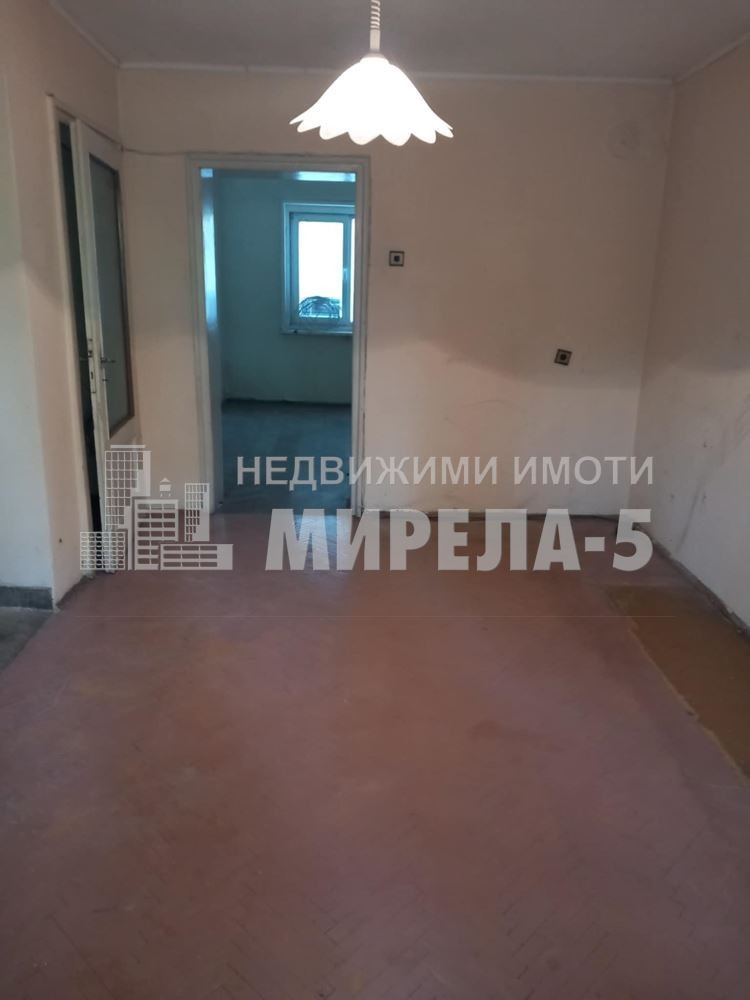 Продава  2-стаен град Русе , Цветница , 60 кв.м | 64152358