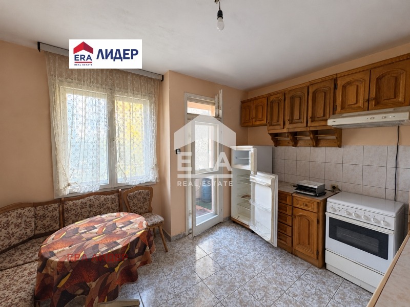 Продава 2-СТАЕН, гр. Русе, Дружба 2, снимка 3 - Апартаменти - 56389588