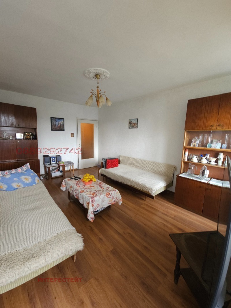 Продава 2-СТАЕН, гр. Бургас, Изгрев, снимка 2 - Апартаменти - 56691799