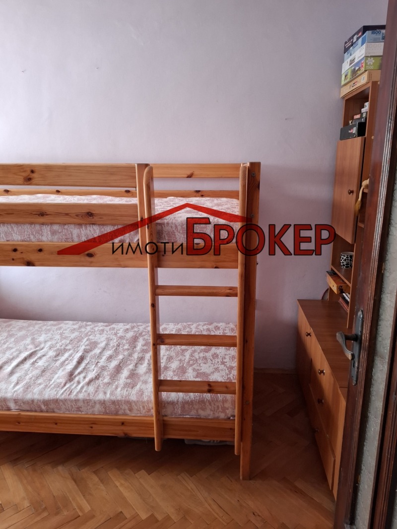 Продава  3-стаен град Сливен , Център , 82 кв.м | 42668507 - изображение [10]