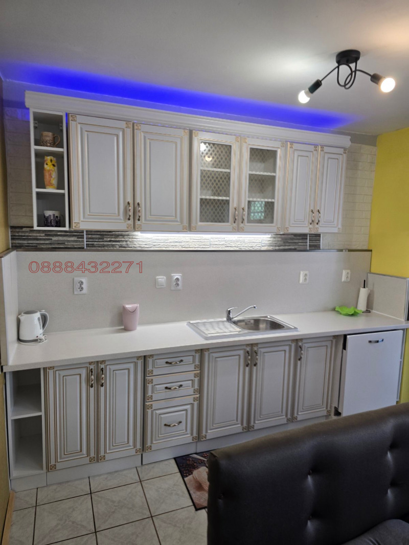 Na prodej  3+ ložnice Plovdiv , Kjučuk Pariž , 114 m2 | 85284254