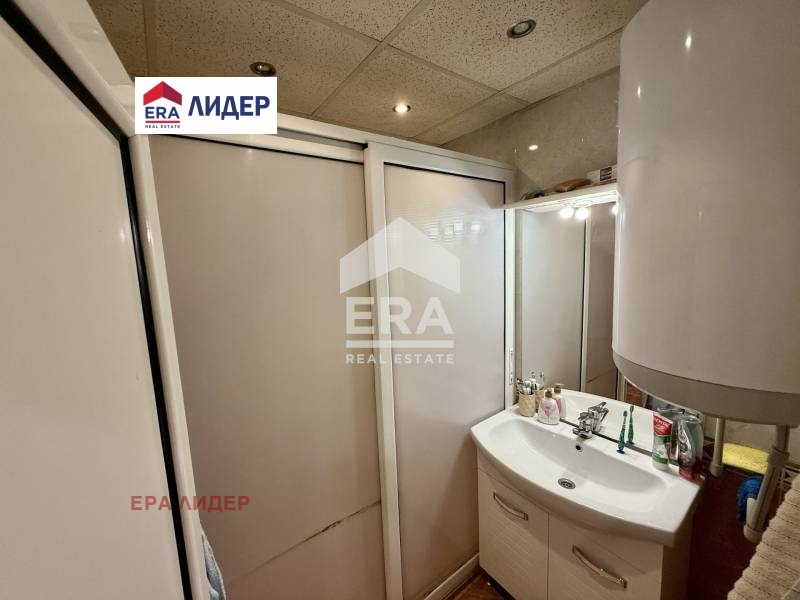 Продава МНОГОСТАЕН, гр. Русе, Родина 3, снимка 9 - Апартаменти - 52622090