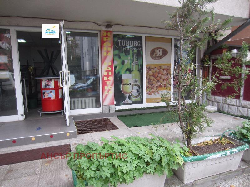 Продава  Магазин град София , Център , 84 кв.м | 64268635