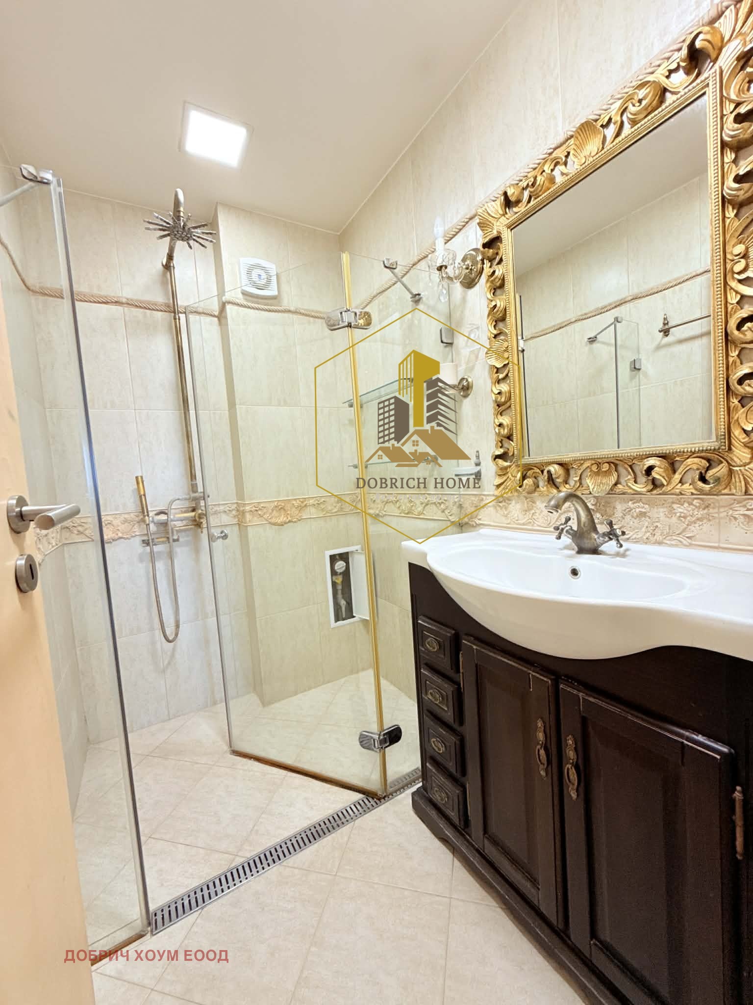 Продава 3-СТАЕН, гр. Добрич, Център, снимка 16 - Апартаменти - 55373770