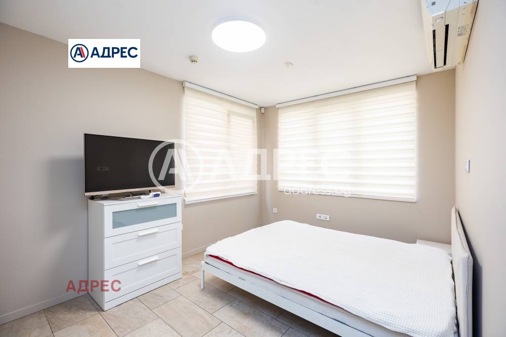 Продава ОФИС, гр. Варна, Левски 1