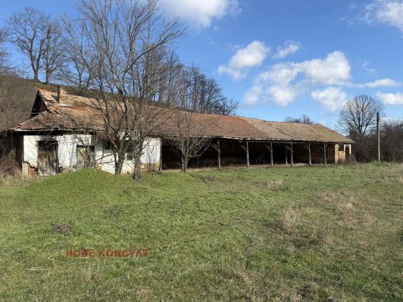 Продава ПРОМ. ПОМЕЩЕНИЕ в област Шумен, с. Александрово - 366 кв.м / 20 451.68 € » 40 000 лв., НОВЕ КОНСУЛТ