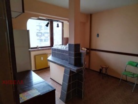 1 bedroom Teva, Pernik 1