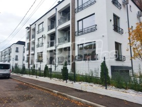 Продава  3-стаен, град София