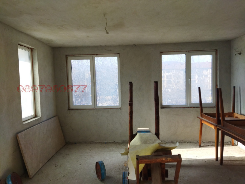 Продава КЪЩА, гр. Троян, област Ловеч, снимка 15 - Къщи - 52779315