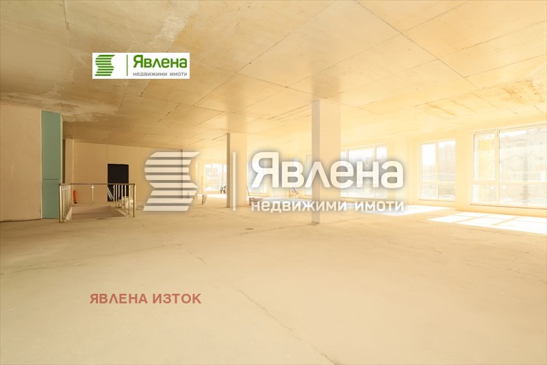 Продава МАГАЗИН, гр. София, Център, снимка 13 - Магазини - 52356336