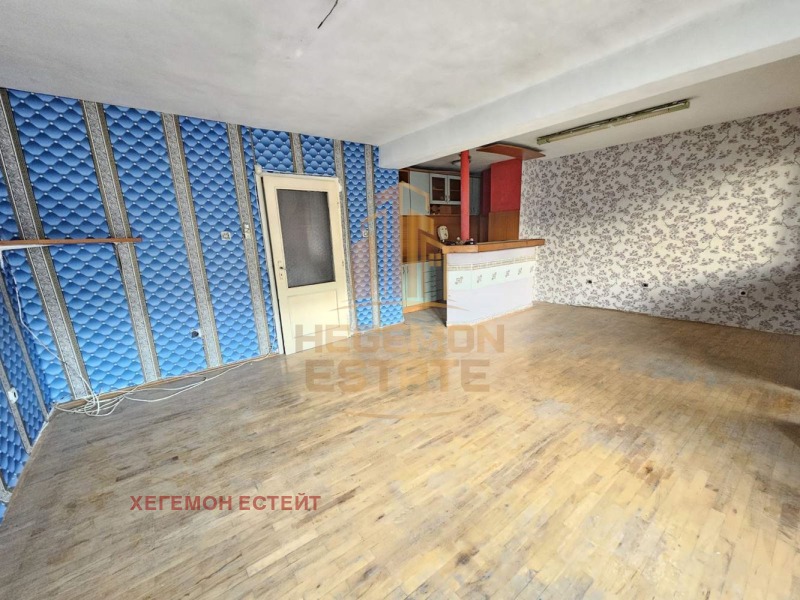 Te koop  1 slaapkamer Varna , Zimno kino Trakija , 70 m² | 74353952