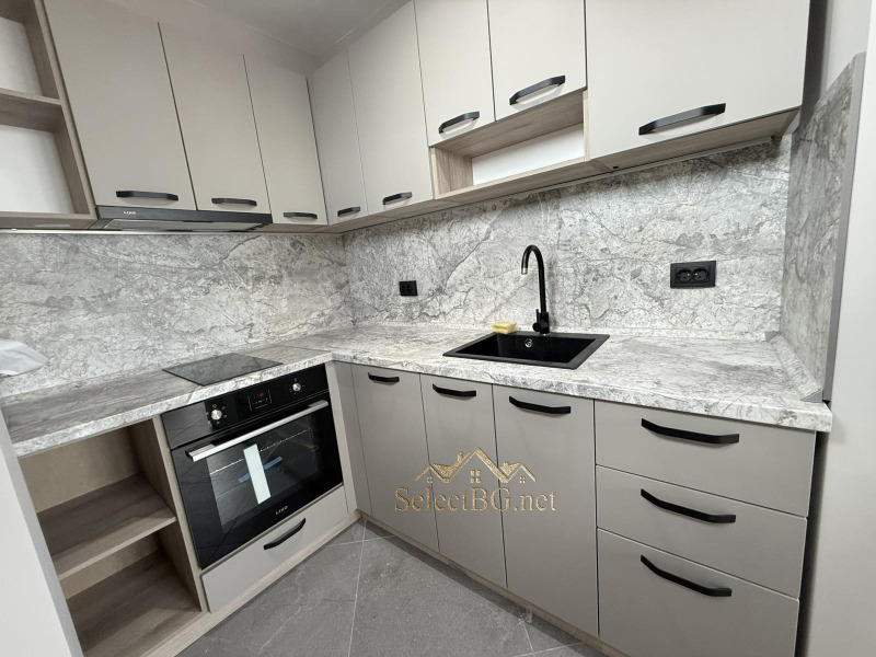 Na sprzedaż  2 sypialnie Weliko Tarnowo , Kolju Ficzeto , 80 mkw | 90799912 - obraz [4]