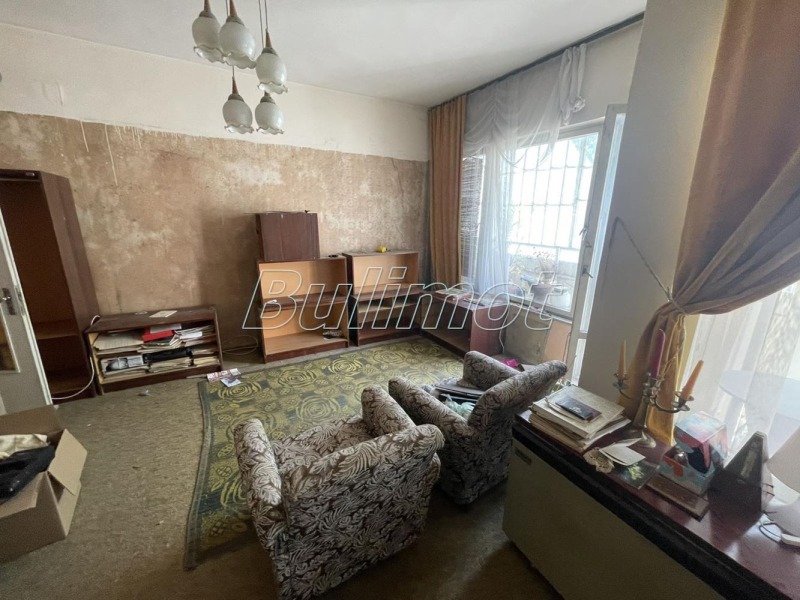 Продава  3-стаен град Варна , ВИНС-Червен площад , 120 кв.м | 34400652