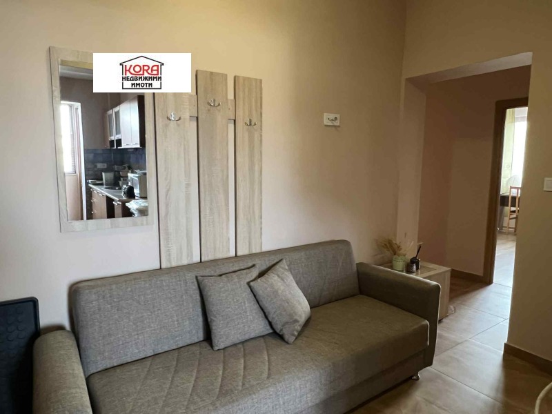 Продава МНОГОСТАЕН, гр. Плевен, Широк център