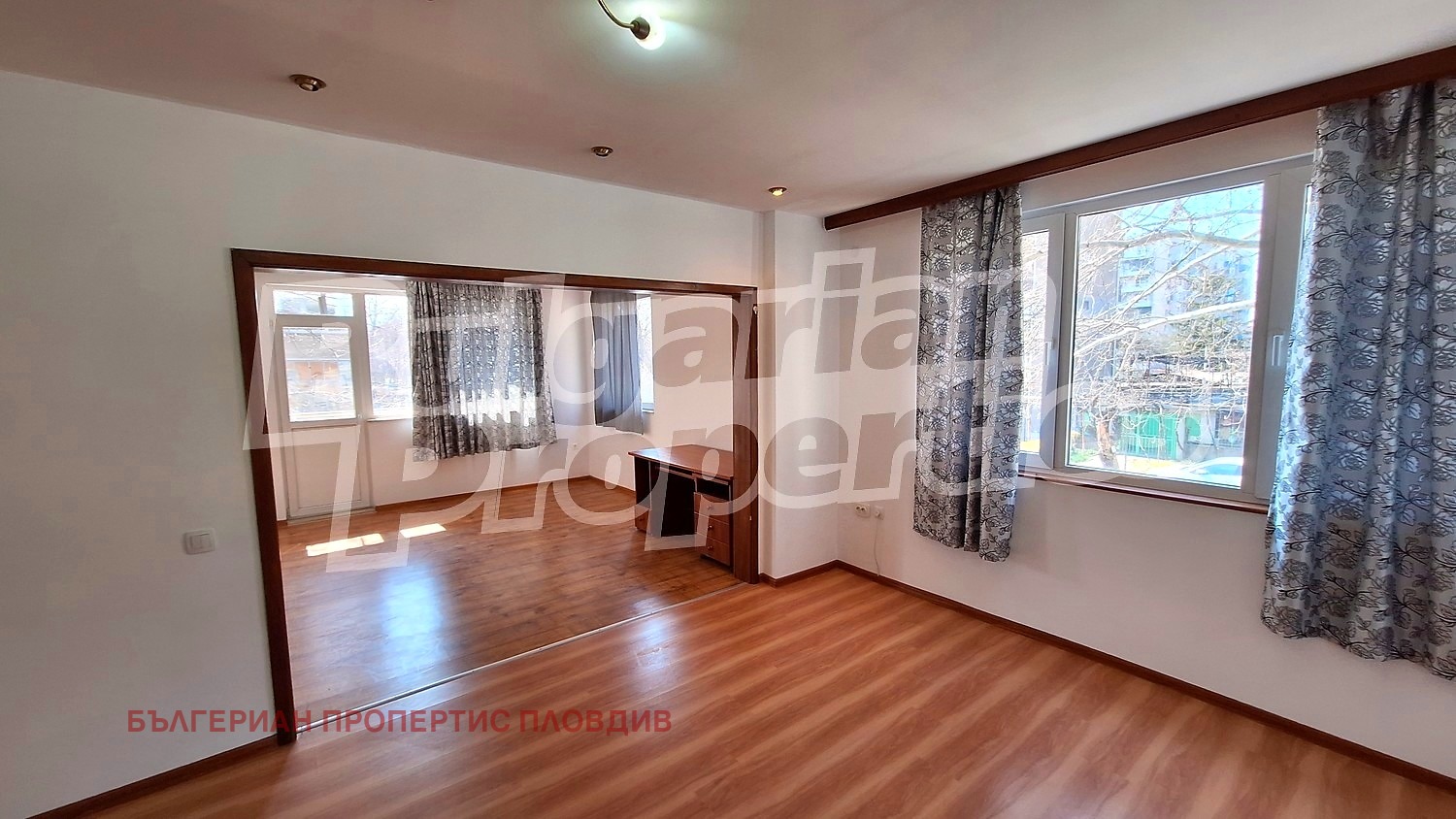 Продава ЕТАЖ ОТ КЪЩА, гр. Пловдив, Кючук Париж, снимка 4 - Етаж от къща - 53942664