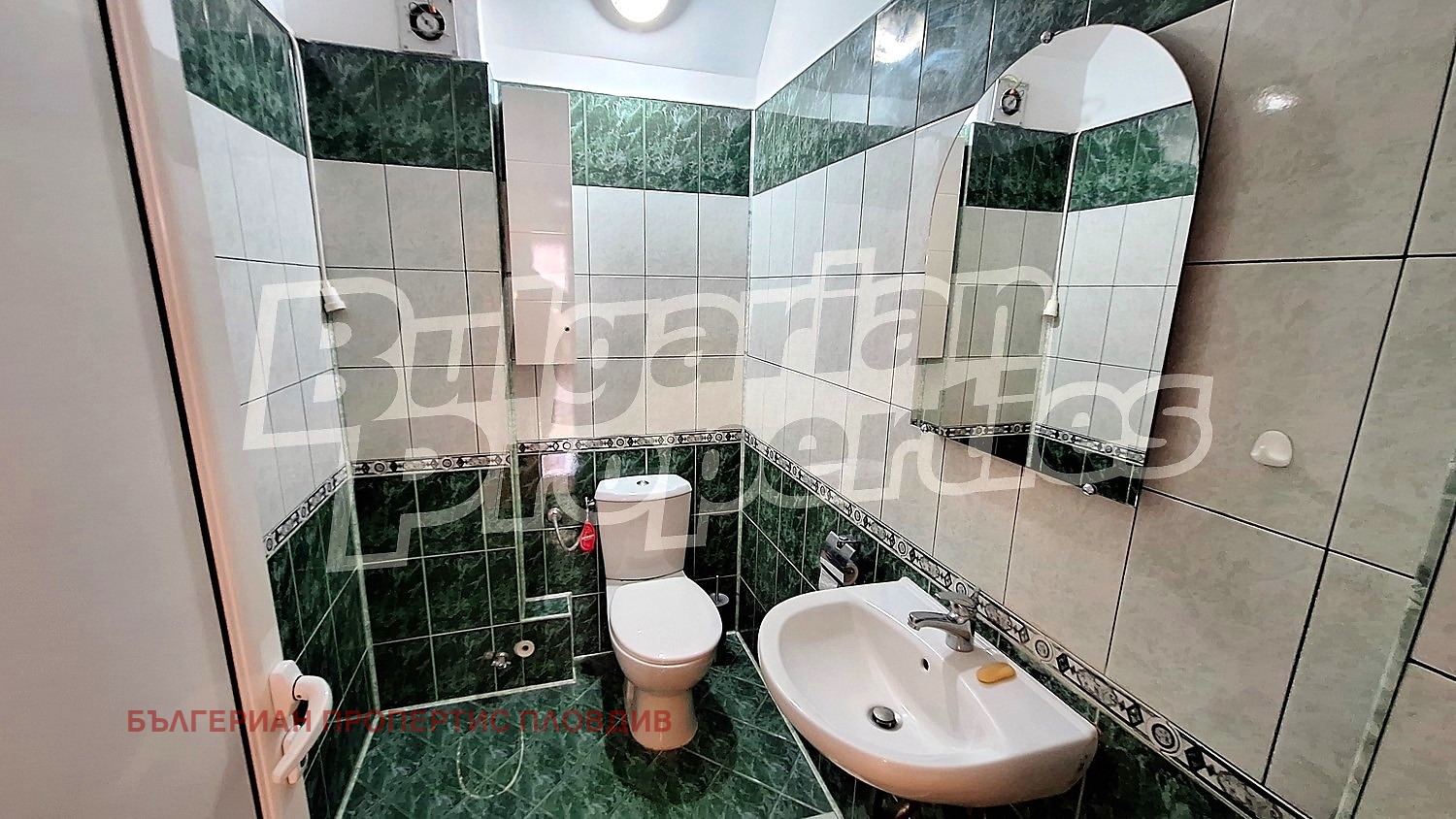 Продава ЕТАЖ ОТ КЪЩА, гр. Пловдив, Кючук Париж, снимка 13 - Етаж от къща - 53942664