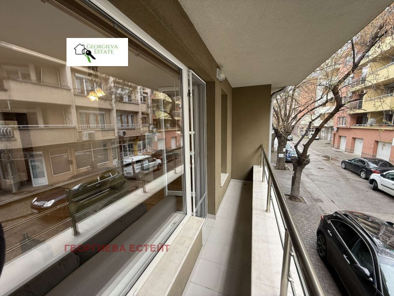 Til salgs  2 soverom Plovdiv , Karsjijaka , 84 kvm | 12009075 - bilde [7]