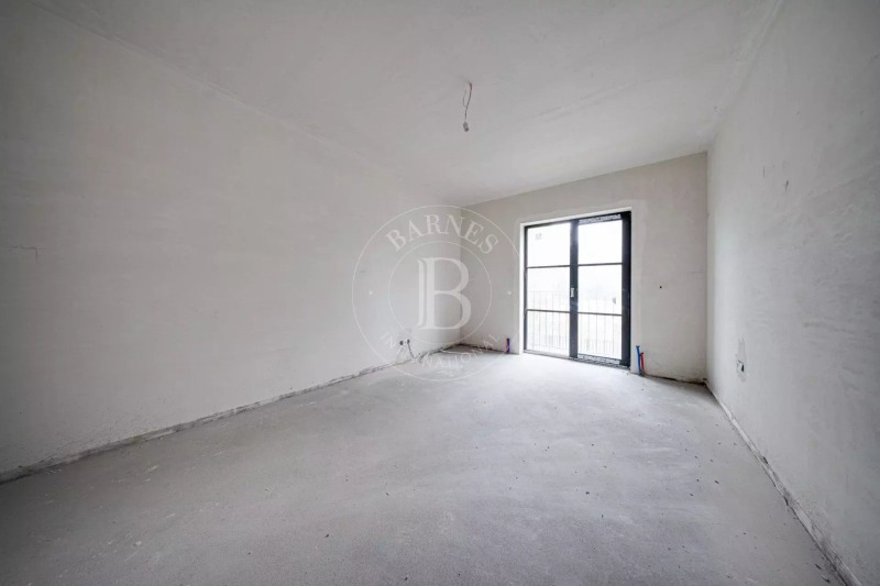 Till salu  3 sovrum Sofia , Krasno selo , 217 kvm | 66167985 - bild [16]