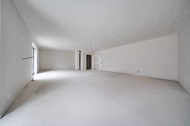 Till salu  3 sovrum Sofia , Krasno selo , 217 kvm | 66167985 - bild [11]