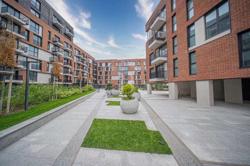 Till salu  3 sovrum Sofia , Krasno selo , 217 kvm | 66167985 - bild [2]