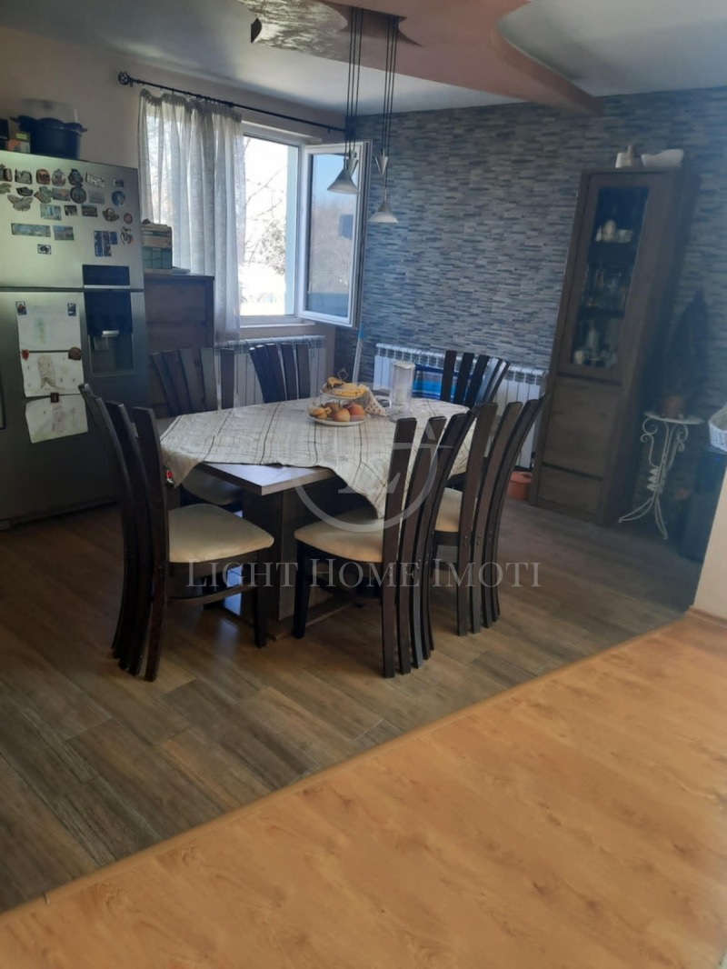 À venda  Casa região Plovdiv , Brestnik , 283 m² | 31564780 - imagem [3]