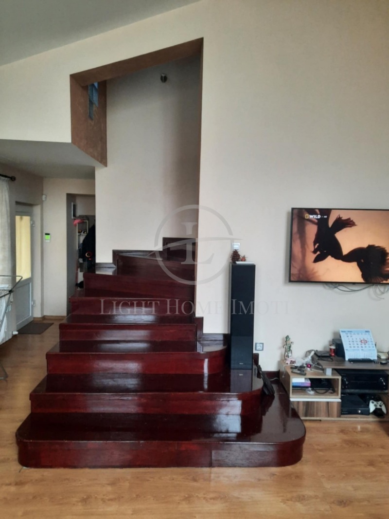 À venda  Casa região Plovdiv , Brestnik , 283 m² | 31564780 - imagem [9]
