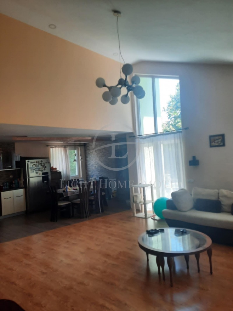 À venda  Casa região Plovdiv , Brestnik , 283 m² | 31564780 - imagem [2]