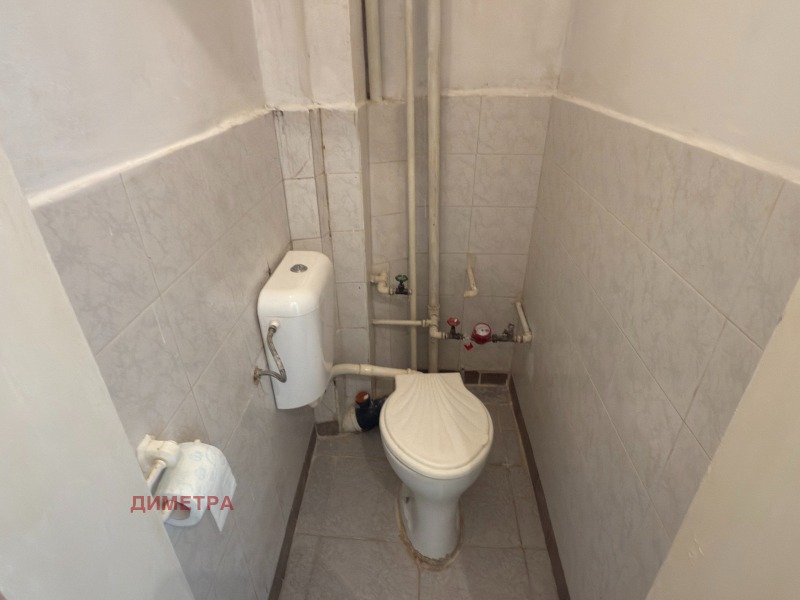 Продава  Магазин град Пловдив , Център , 19 кв.м | 69286503 - изображение [2]