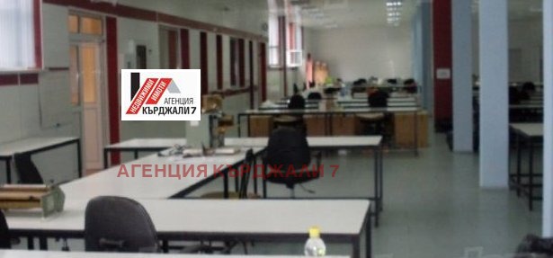 Продава ПРОМ. ПОМЕЩЕНИЕ, гр. Ивайловград, област Хасково, снимка 8 - Производствени сгради - 54022690