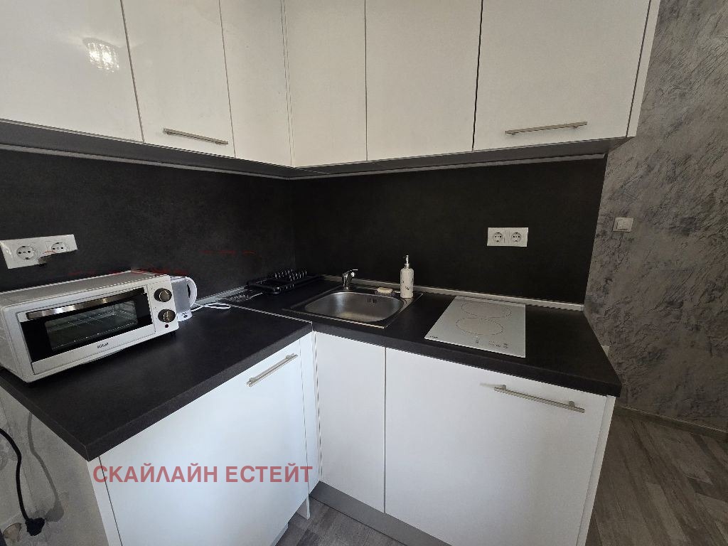 Продава 1-СТАЕН, гр. София, Център, снимка 2 - Апартаменти - 54122574