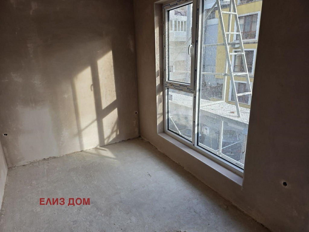 Продава 2-СТАЕН, гр. Варна, Лятно кино Тракия, снимка 2 - Апартаменти - 53885348