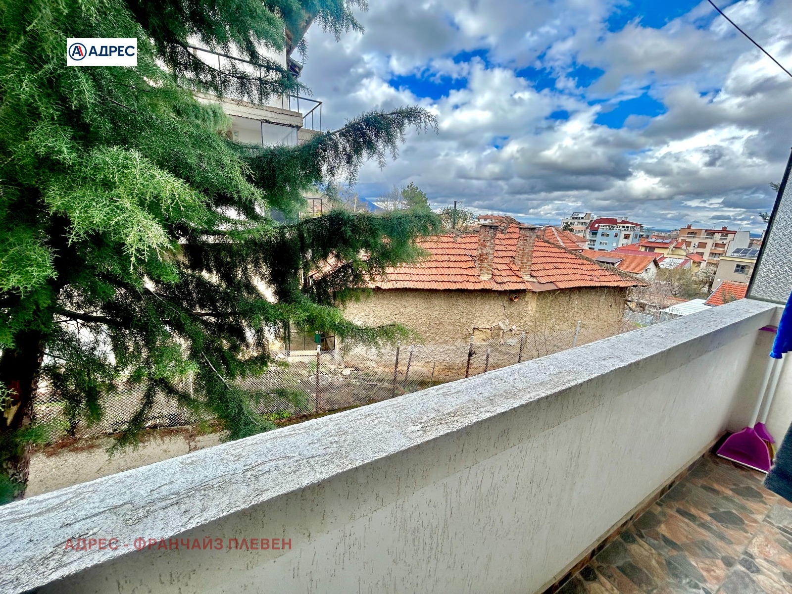 Продава ЕТАЖ ОТ КЪЩА, гр. Враца, Център, снимка 8 - Етаж от къща - 54052045