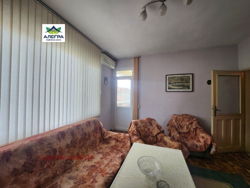 Продава ЕТАЖ ОТ КЪЩА в град Пазарджик, Център - 90 кв.м / 110 000 € » 215 141.30 лв., АЛЕГРА ИМОТИ