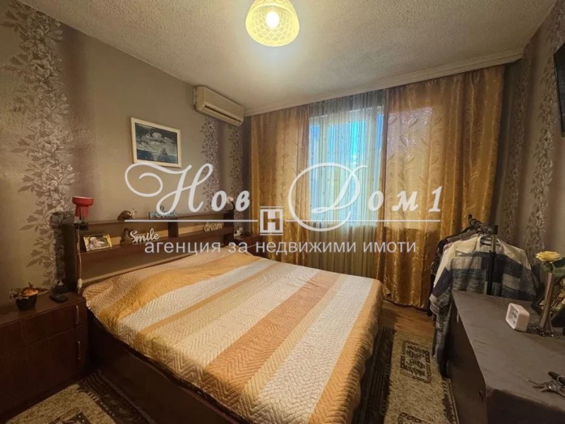 Te koop  3 slaapkamers Plovdiv , Kjutsjuk Parizj , 107 m² | 22115979