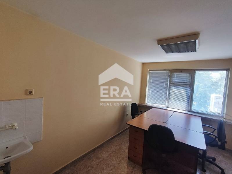 Eladó  Hivatal Jambol , Centar , 20 négyzetméter | 16911740 - kép [3]