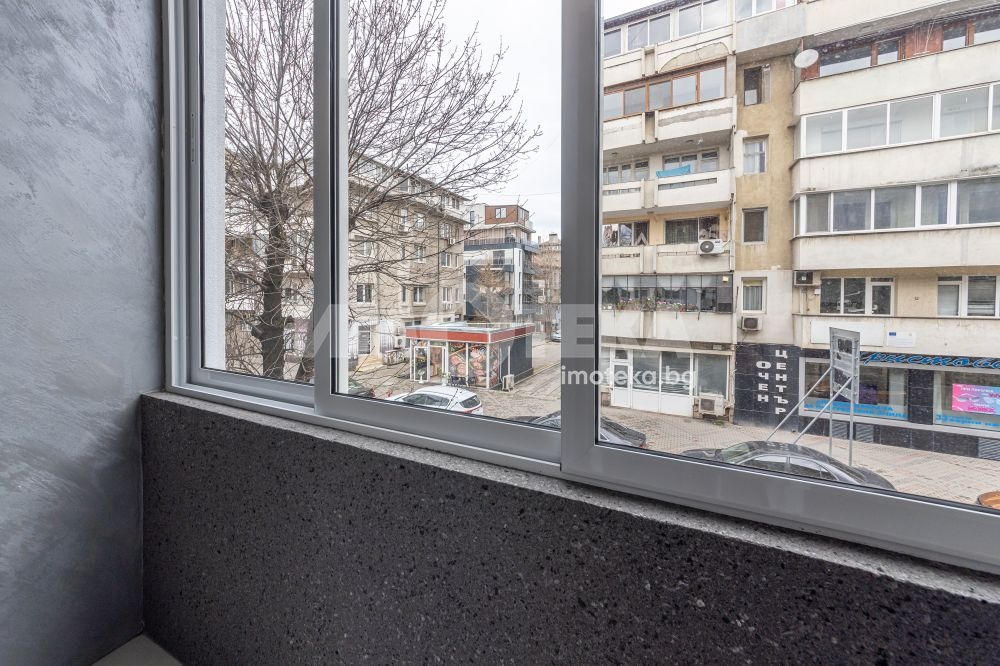 Продава 3-СТАЕН, гр. Варна, Централна поща, снимка 6 - Апартаменти - 54129883