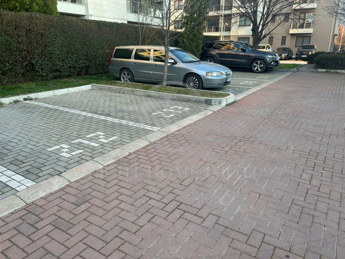Продава ГАРАЖ, ПАРКОМЯСТО, гр. Пловдив, Кършияка, снимка 2 - Гаражи и паркоместа - 53873847