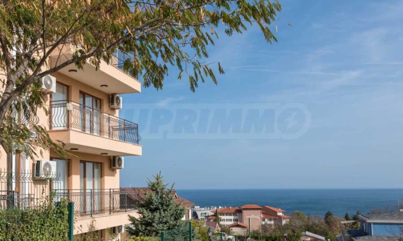 Продава 2-СТАЕН в област Варна, гр. Бяла - 65 кв.м / 69 900 € » 136 712.52 лв., СУПРИММО ОФИСИ В СТРАНАТА