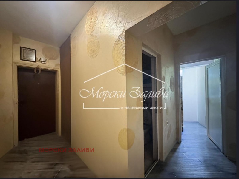 Продава  2-стаен град Бургас , Лазур , 67 кв.м | 89272567 - изображение [2]