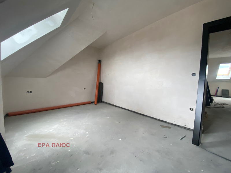 À venda  3 quartos Sofia , Vrajdebna , 156 m² | 92014685 - imagem [2]