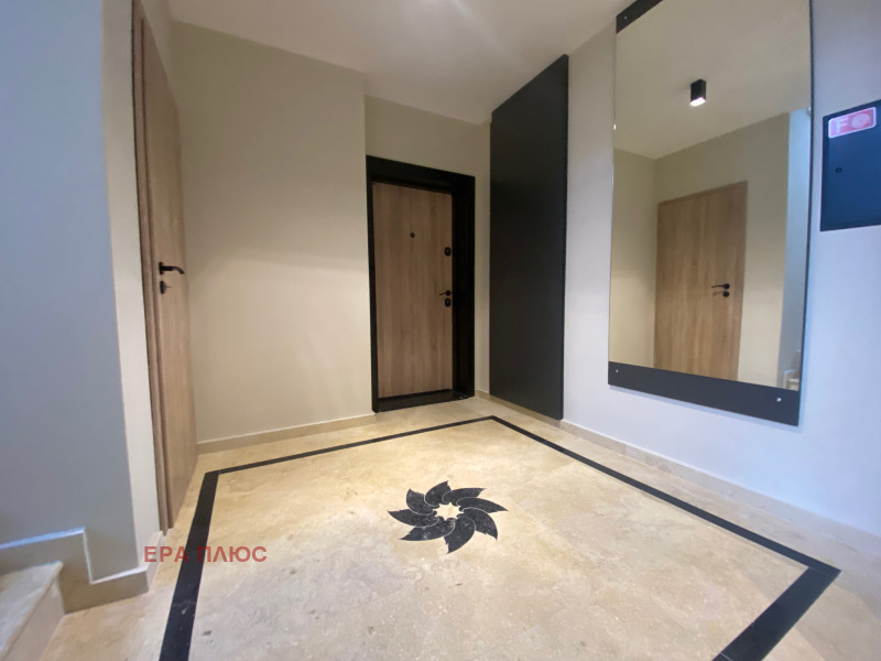 À venda  3 quartos Sofia , Vrajdebna , 156 m² | 75197703