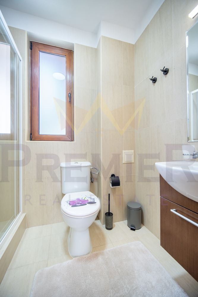 Продава КЪЩА, гр. Балчик, област Добрич, снимка 11 - Къщи - 54148619