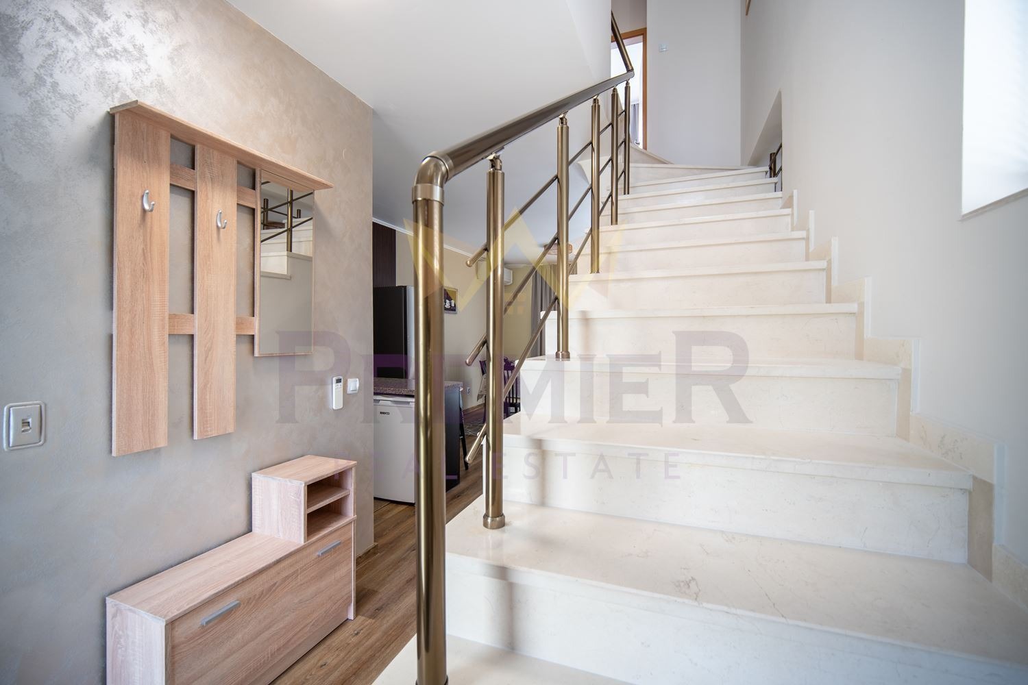 Продава КЪЩА, гр. Балчик, област Добрич, снимка 5 - Къщи - 54148619