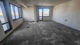 1 dormitorio Vazrozhdentsi, Kardzhali 1