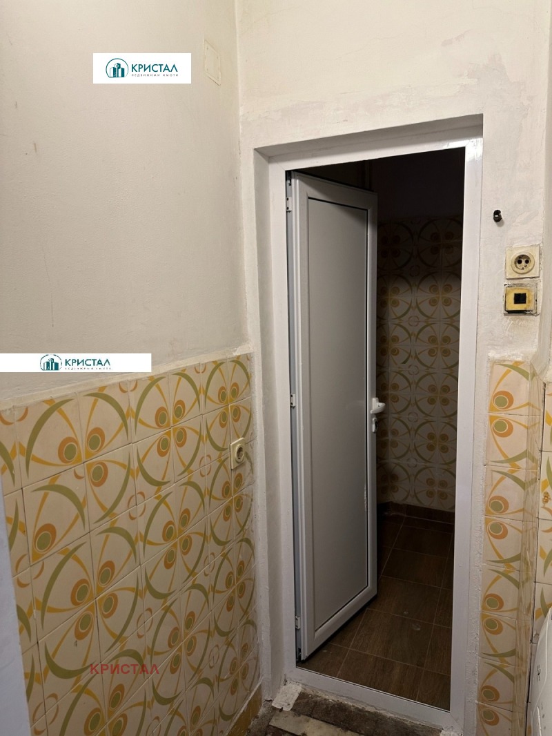 De vânzare  3+ dormitor Plovdiv , Camenița 1 , 160 mp | 98558889 - imagine [7]