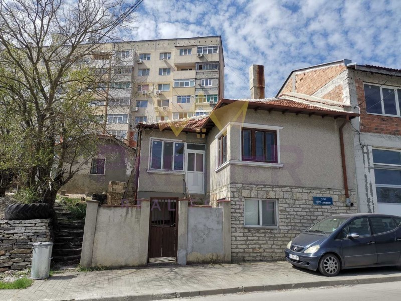 Продава КЪЩА, гр. Балчик, област Добрич, снимка 2 - Къщи - 49222704