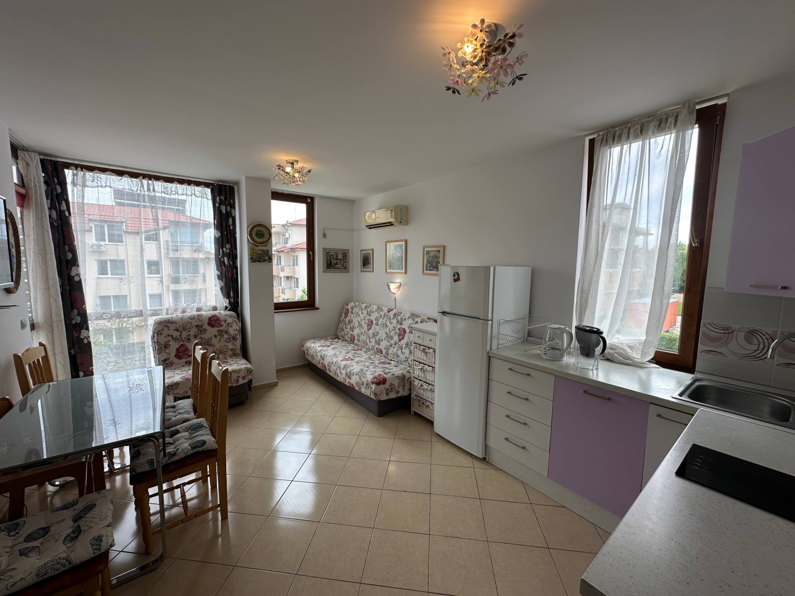 Продава  2-стаен област Бургас , с. Равда , 55 кв.м | 54496770