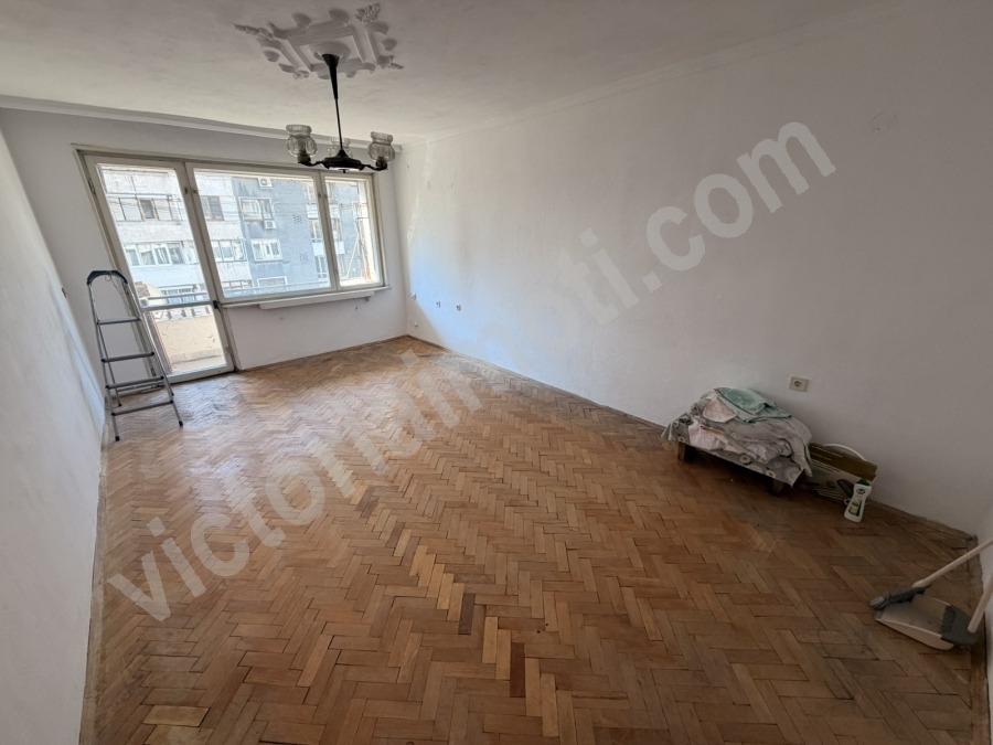 Продава 3-СТАЕН, гр. Велико Търново, Център, снимка 3 - Апартаменти - 56315062